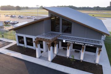 Harnett Regional Jetport, roadside