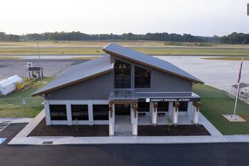 Harnett Regional Jetport, roadside